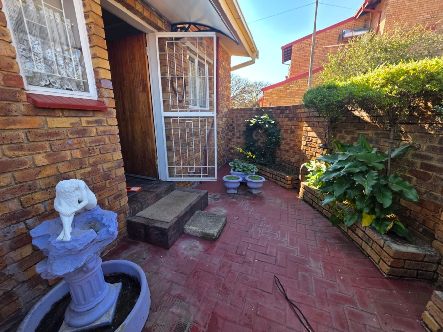 2 Bedroom Property for Sale in Sasolburg Ext 11 Free State